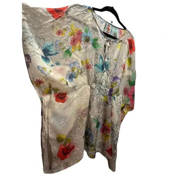 Johnny Was floral poncho size XS - Picture 4 of 9